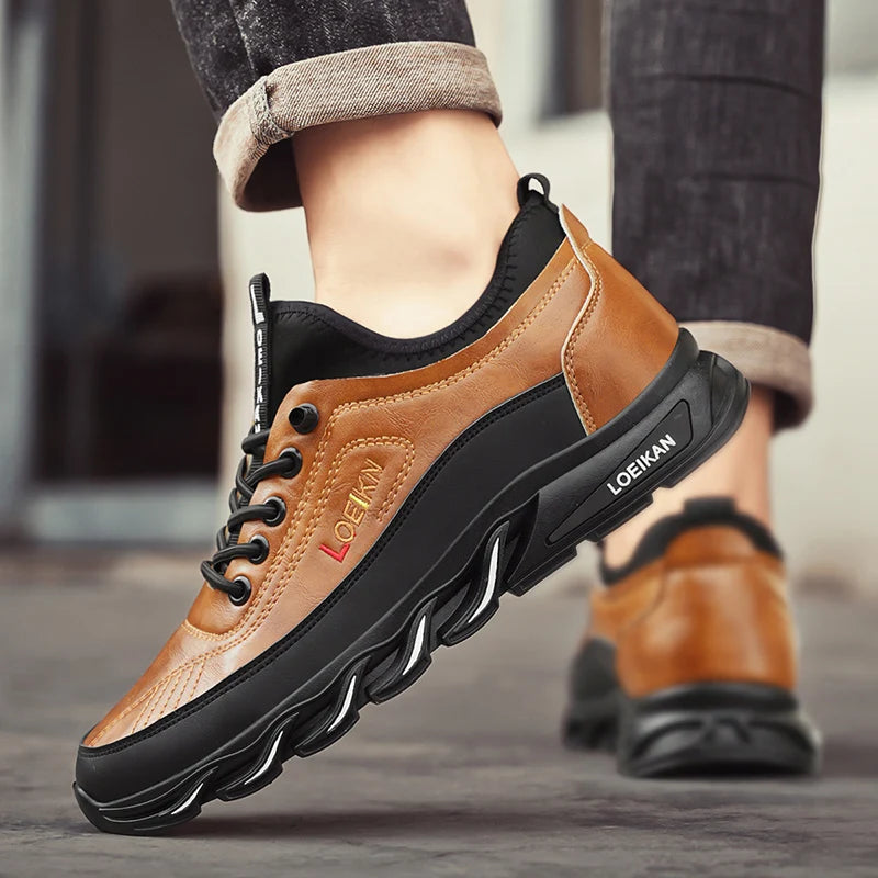 Men's classic plus-size casual sports shoes Four seasons soft-sole outdoor running shoes fashion breathable light youth sneakers