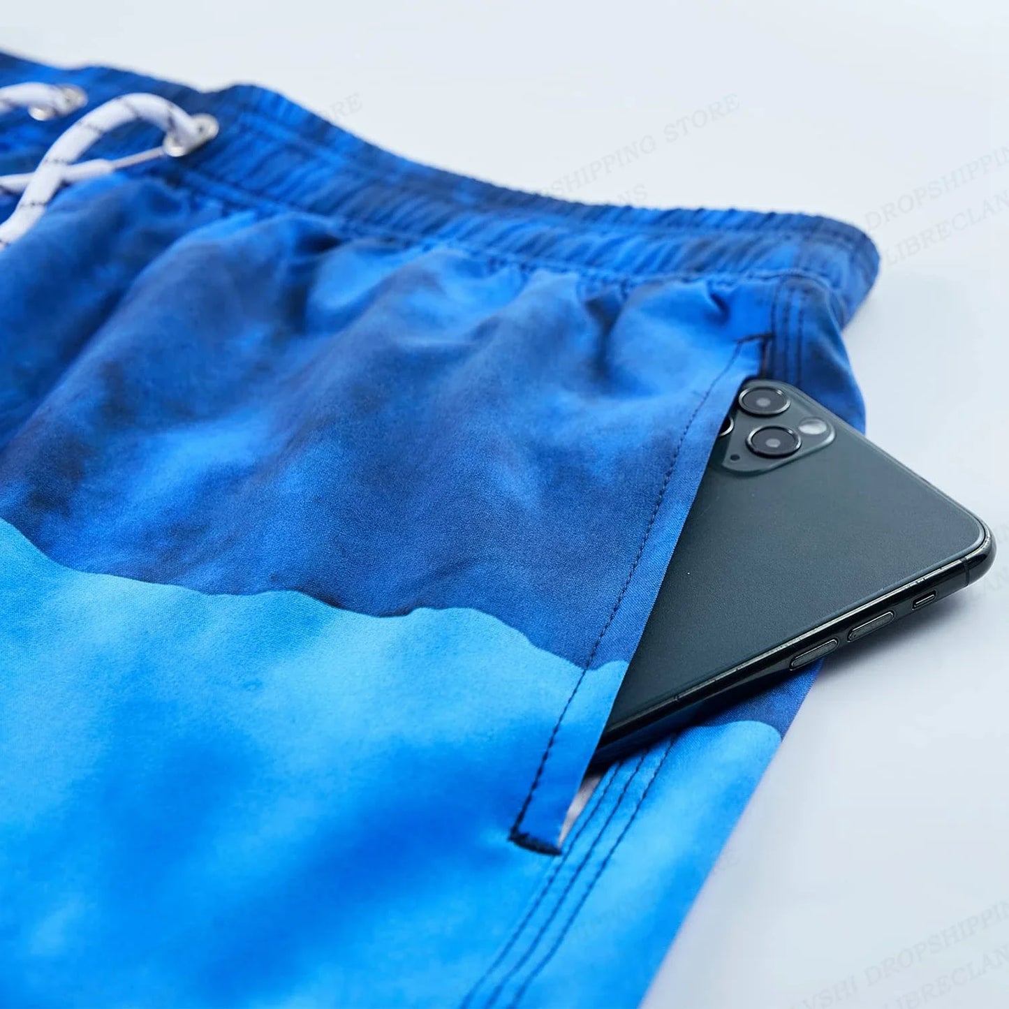 2025 hot selling checkered color block men's vacation 3D printed geometric board shorts swimming pants elastic drawstring Hawaii